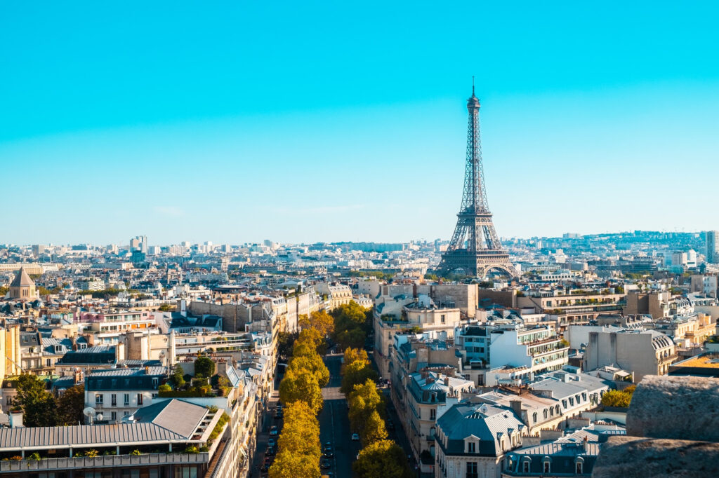 12 Must See Attractions in Paris